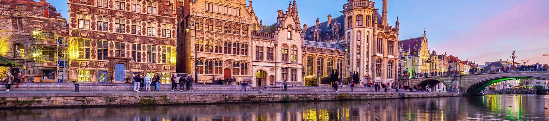 Shutterstock 2300380761