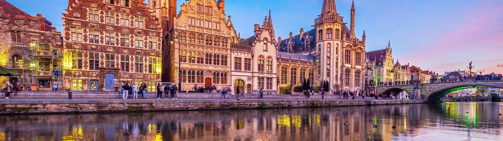 Shutterstock 2300380761