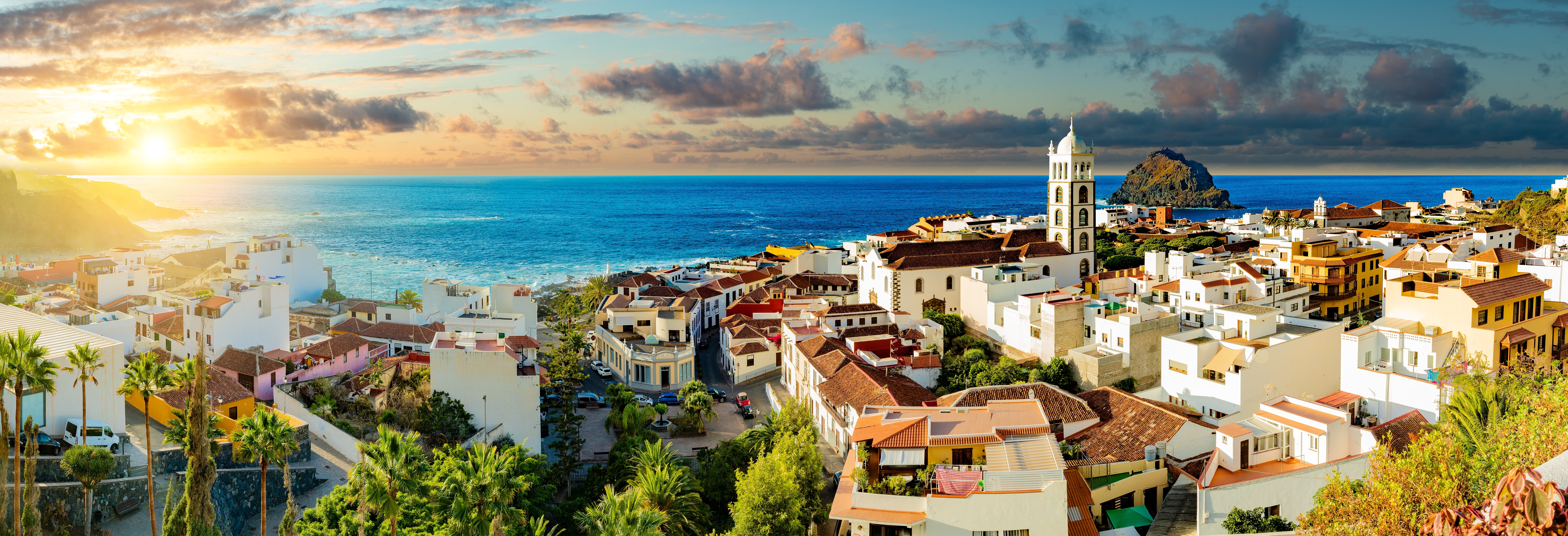 Shutterstock 2455312091 (1)