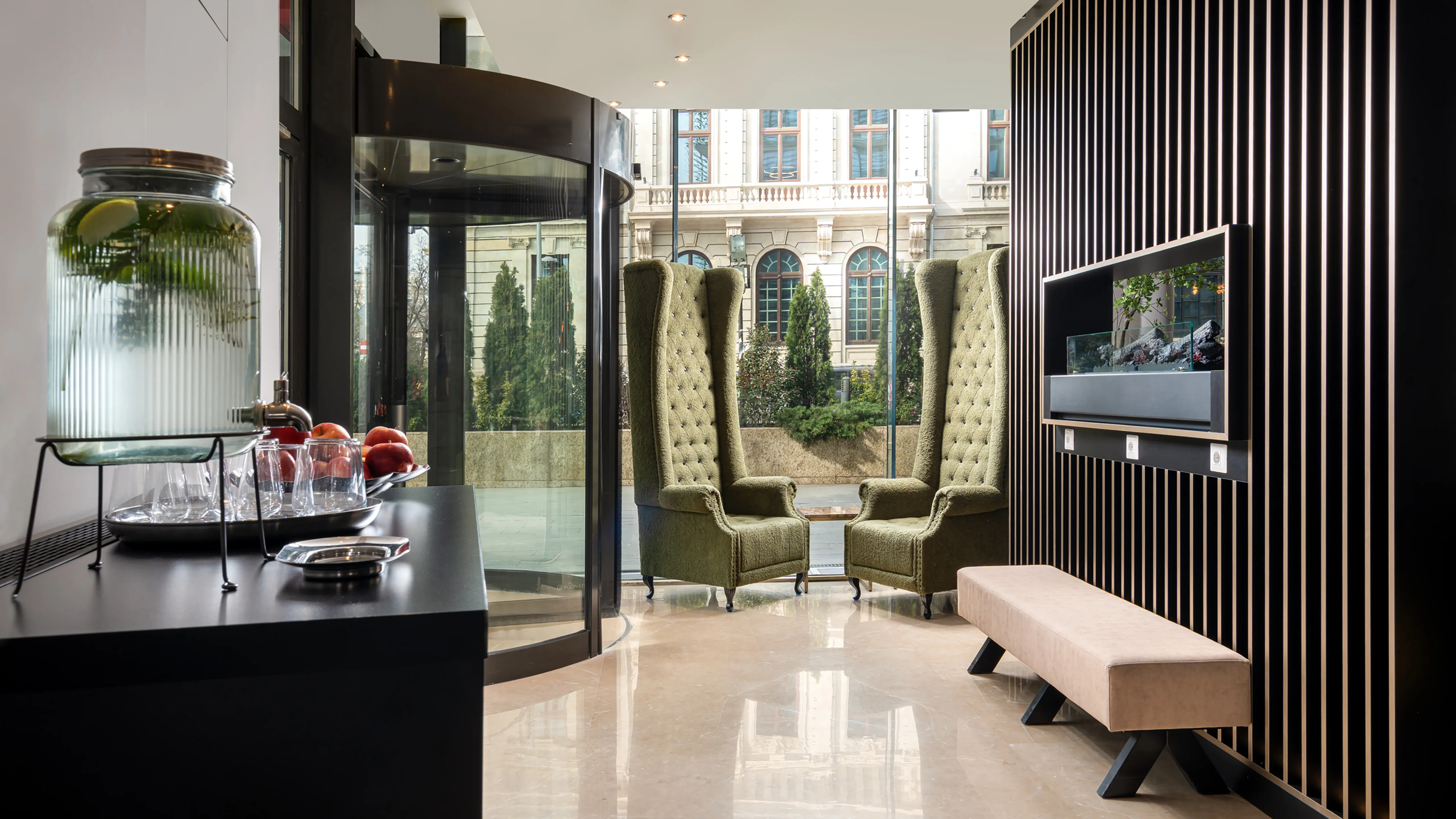 Leonardo Hotel Bucharest City Center Reception