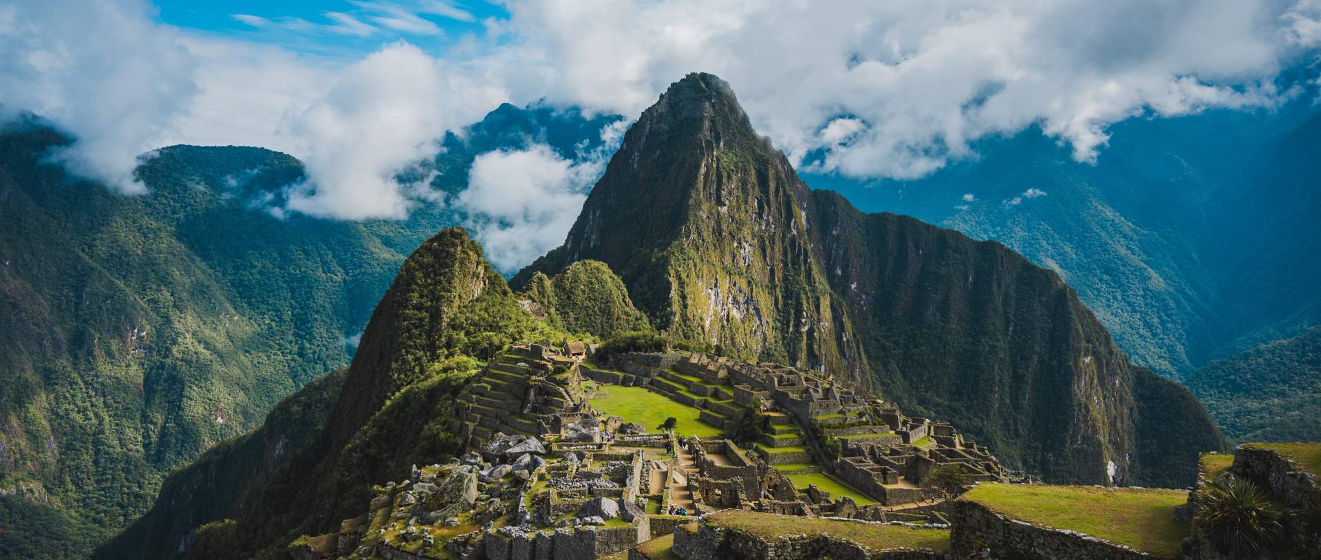 Shutterstock 2606982311