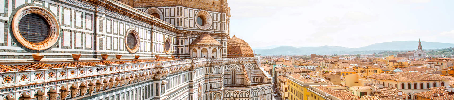 Top Cityscape View On The Dome Of Santa Maria Del Fiore Church And Old Town In Florence (2)
