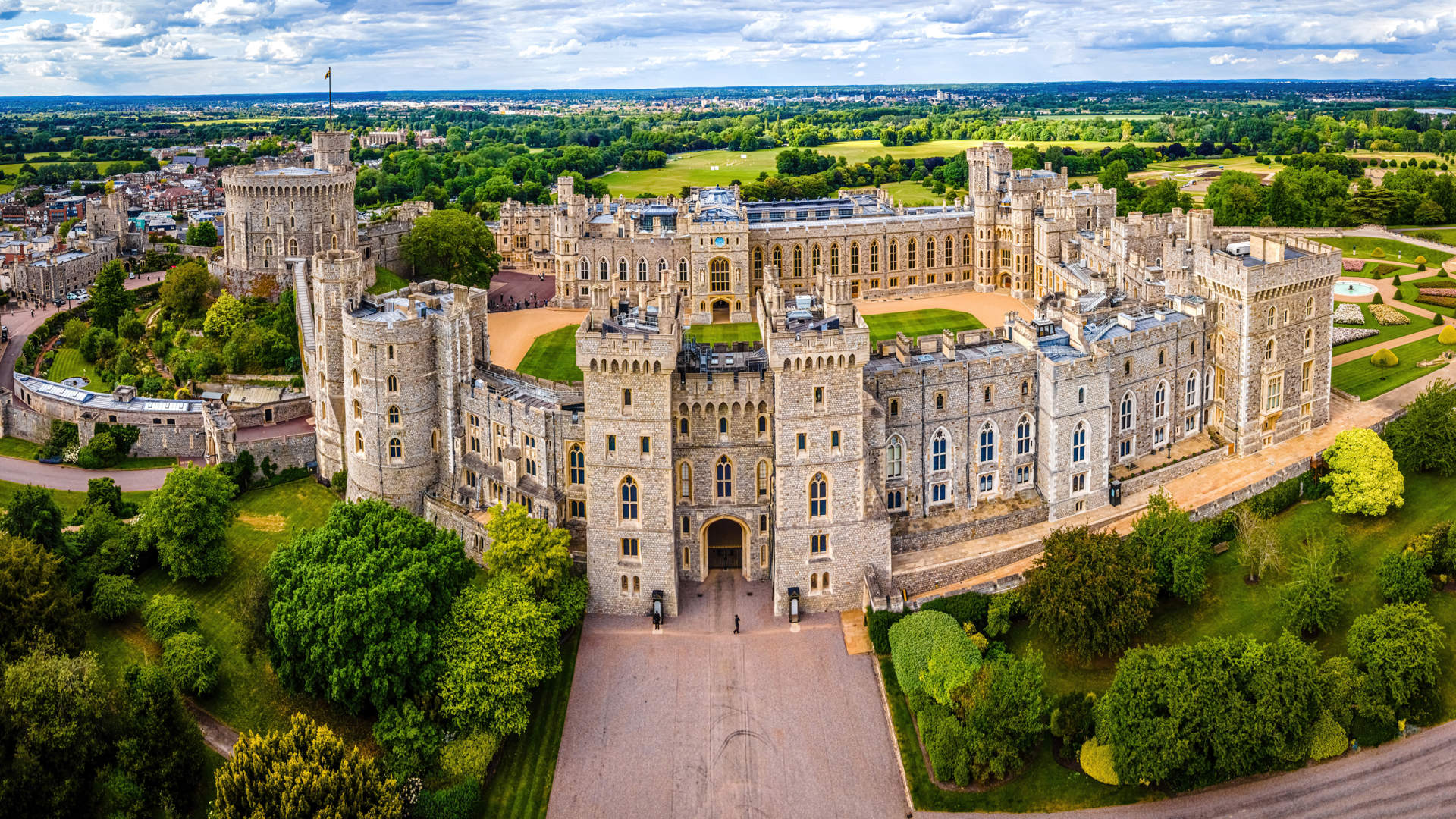 Windsor Castle From Above (1)