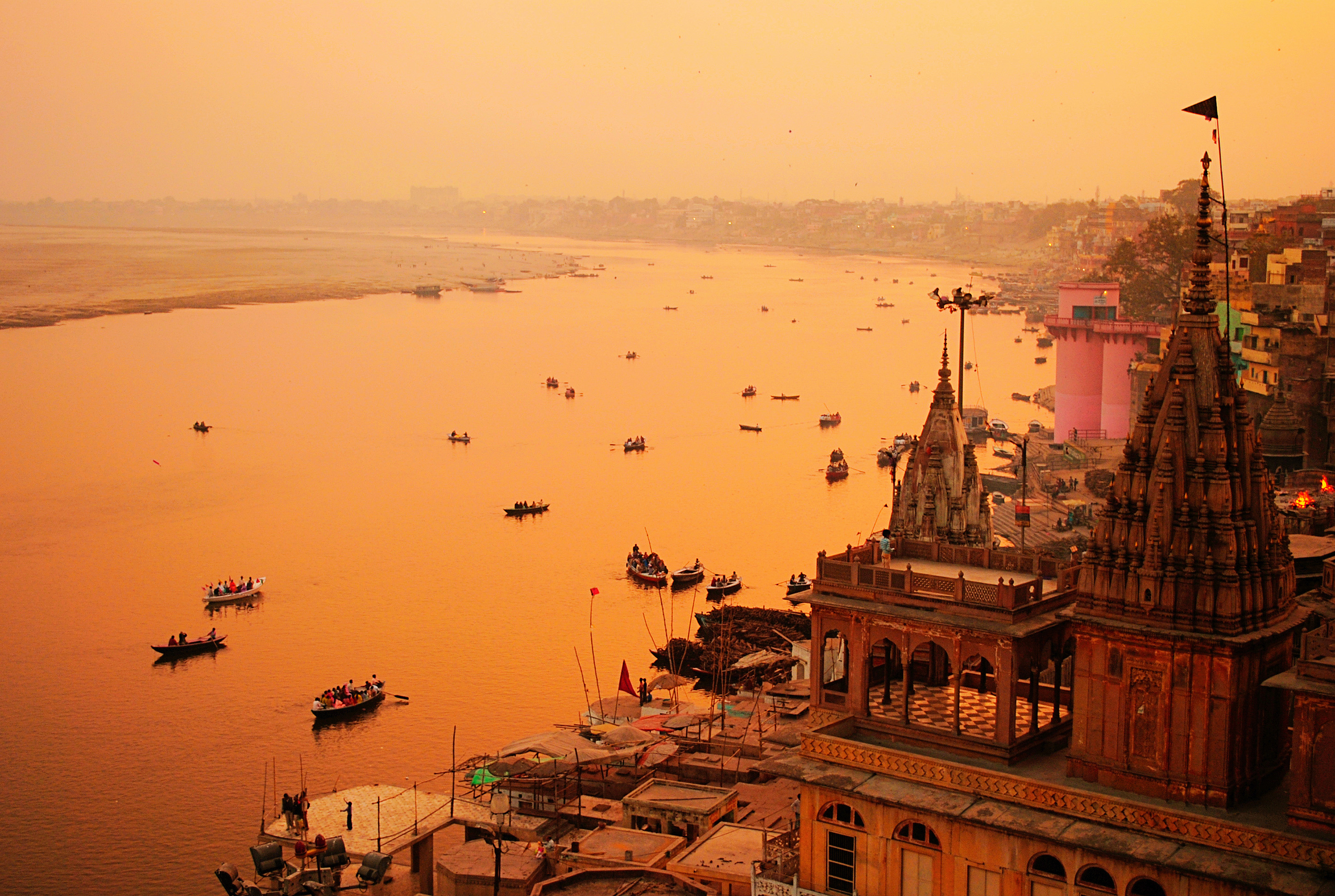 A View Of India’S Cultural Capital Varanasi, During The Dusk Hours.