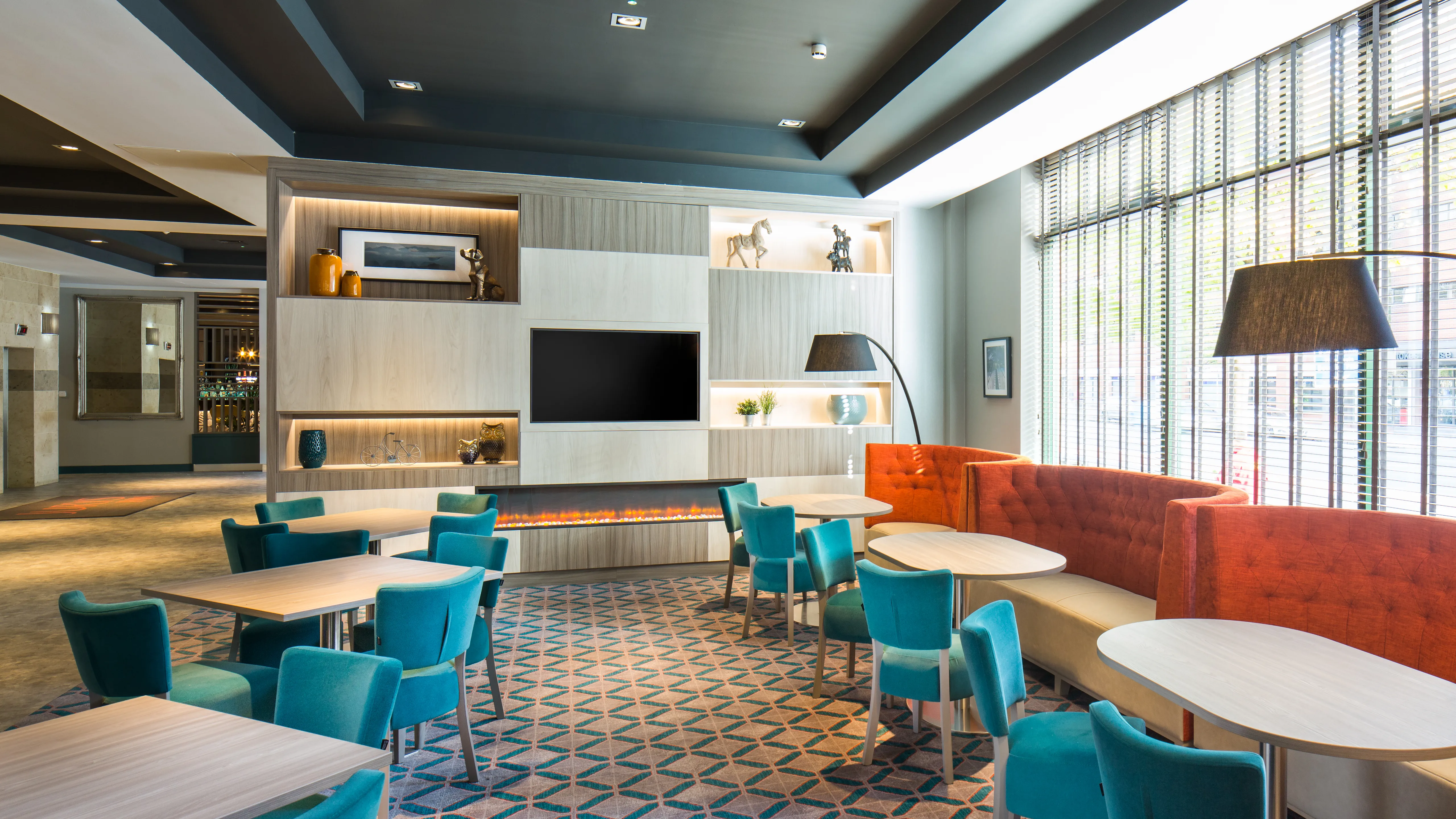 Leonardo Hotel Belfast Lounge